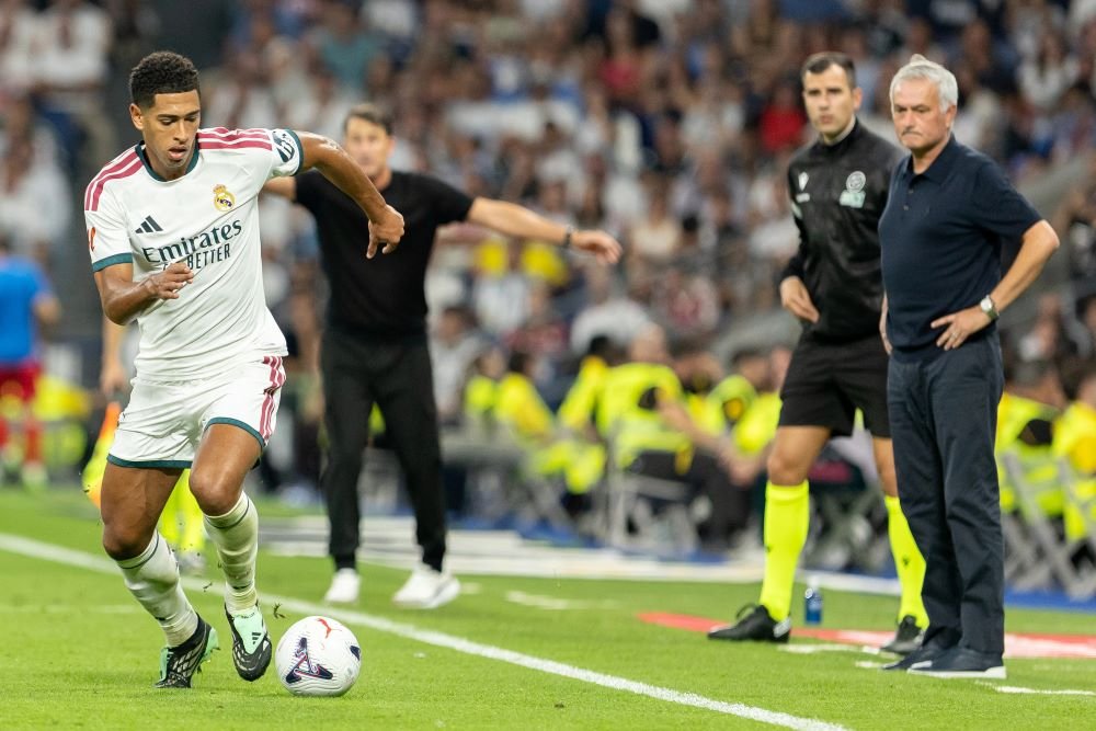 Depositphotos Bellingham e Mourinho Roma Real Madrid 