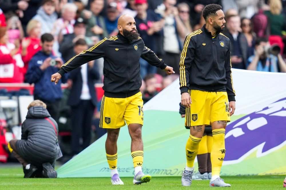 Depositphotos Cunha e Mbeumo  Manchester United Leeds