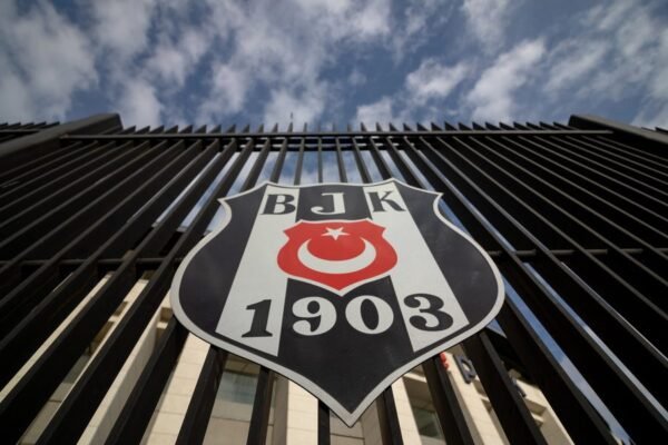 Fabio Miretti: la prima immagine dopo la firma al Besiktas