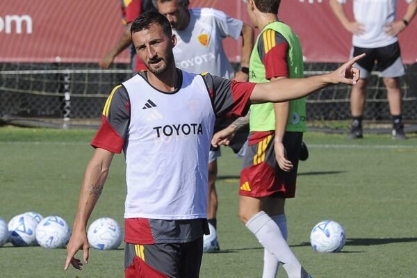 Roma, Cristante in dubbio per Como