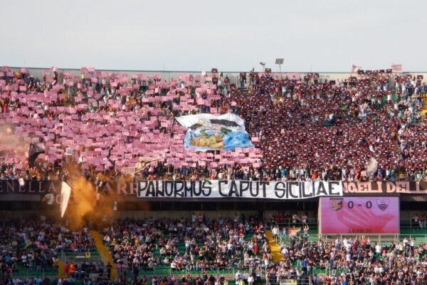 Palermo, vittoria all’esordio e mercato caldo con Perin preso e Gabrielloni suggestione