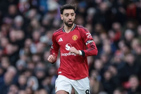 Manchester United, vuole blindare Bruno Fernandes: si ragiona al rinnovo