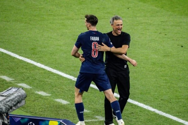 PSG, Barcola in uscita: accordo verbale con una big inglese