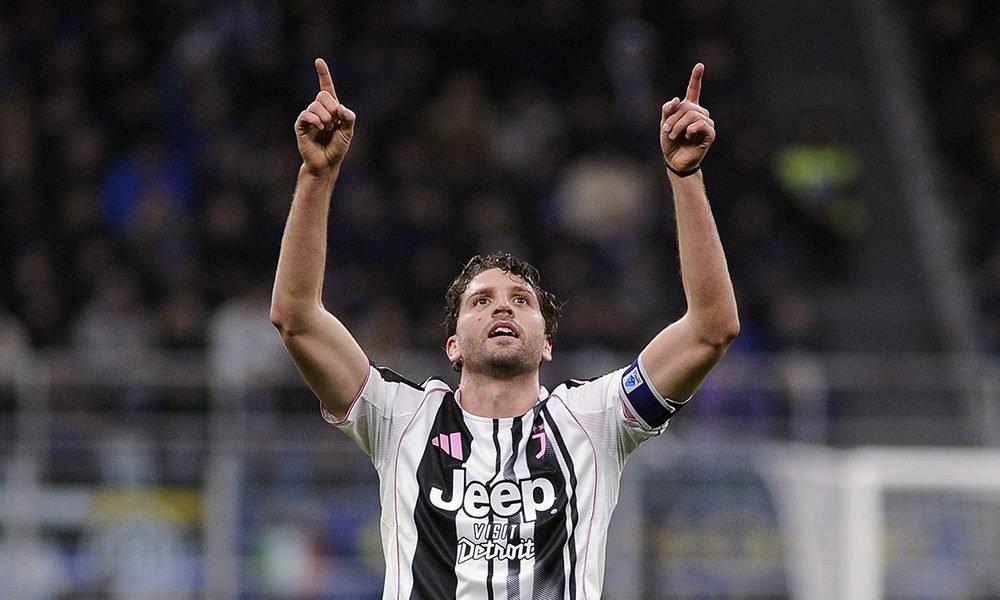 Il fastidio al ginocchio di Locatelli preoccupa la Juventus
