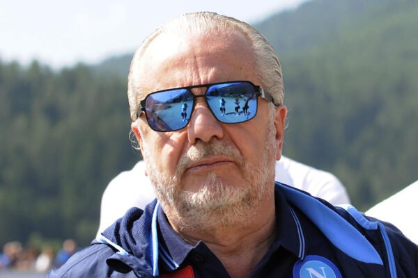 Cessione del Napoli, Rizzetta incontra De Laurentiis: sul tavolo una valutazione da due miliardi