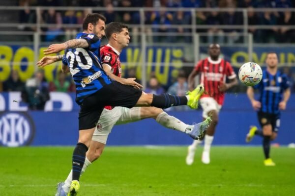 Pulisic: “La numero 10 del Milan? Mai pensato di prenderla. La 11 mi rende felice. Baggio? Un onore”