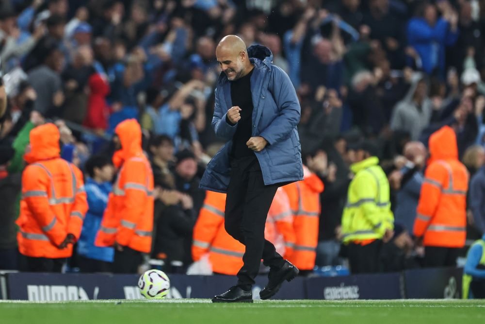 Manchester City, Guardiola si rivolge ai tifosi
