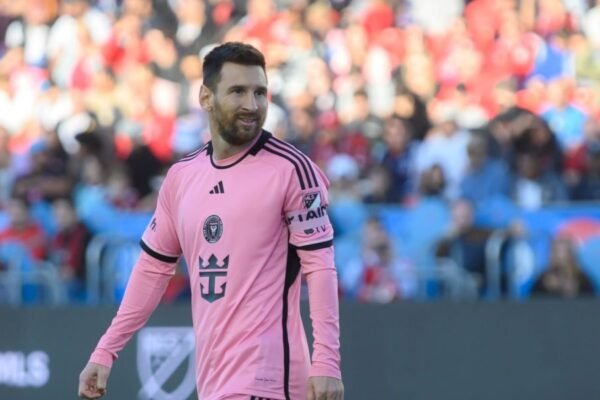 Lionel Messi alza la Campeones Cup con l’Inter Miami