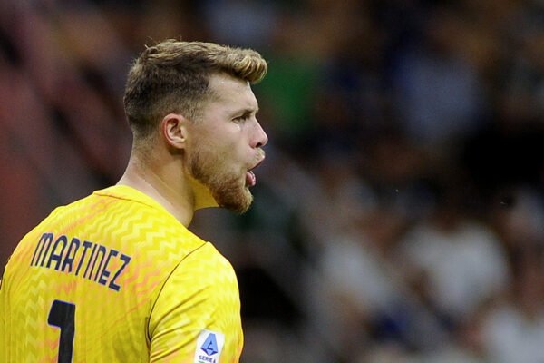 Josep Martinez torna in Nazionale nel momento più difficile: dall’esordio col COVID alla difesa di Chivu