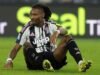 Juventus, Thuram si opera al ginocchio