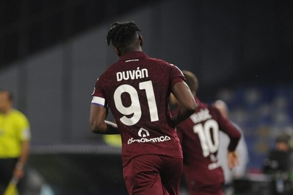 Duvan Zapata forza i tempi al Filadelfia: il ginocchio sinistro condiziona il rientro