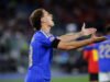 Inter-Fiorentina, tensioni dopo il fischio finale: Barella trattenuto dai compagni