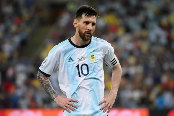 Argentina, addio a Messi: il collezionista di record