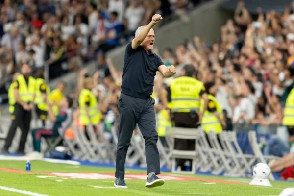 Roma-Real Madrid, Mourinho: “Provo un amore immenso per i romanisti, ma sono qui per vincere”