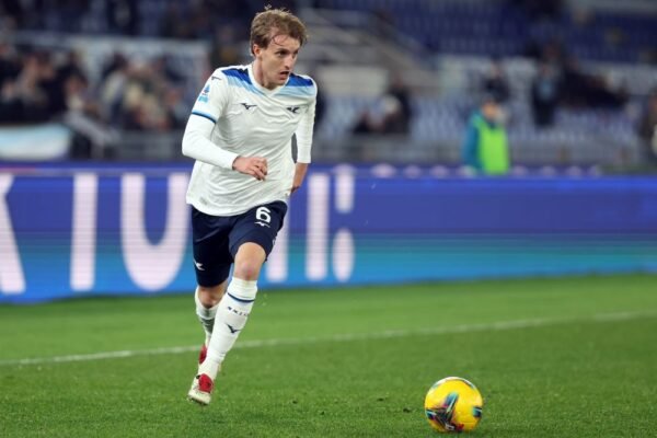 Lazio, buone notizie da Formello: migliorano Rovella e Marusic