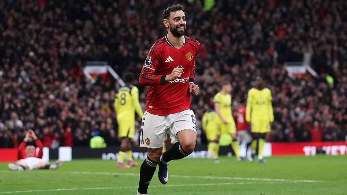 Manchester United, Bruno Fernandes finisce in panchina dopo lo sfogo di Como
