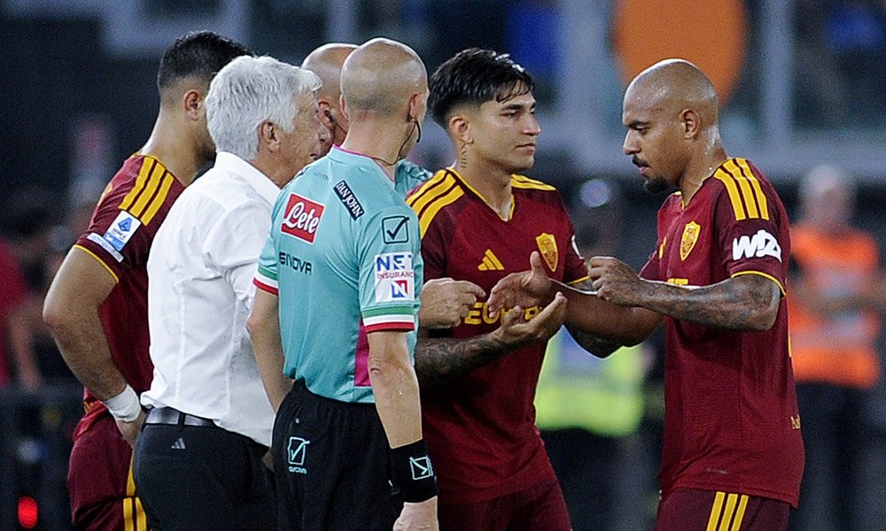 Roma, sollievo Malen: ci sarà contro il Napoli