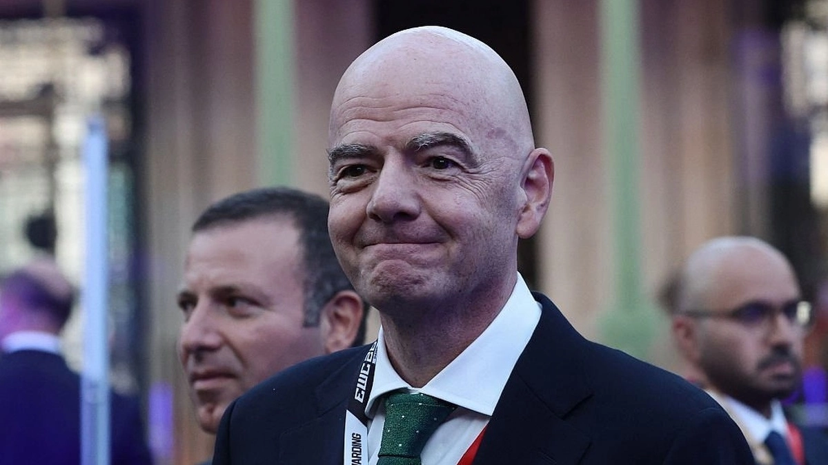 FIFA, Wenger rivale di Infantino? Le elezioni del 2027